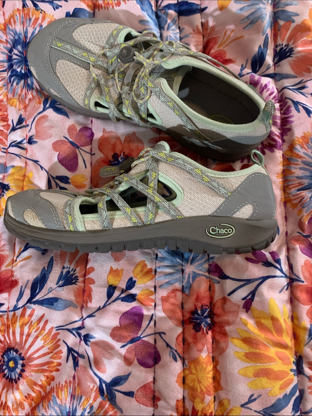Chacos - Picture 2 of 9
